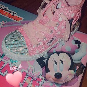 Brand New Minnie Mouse toddler sneaker